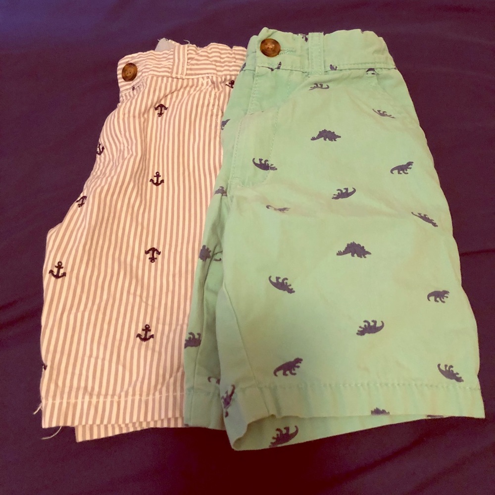 Carter’s Boy Short Chinos Size 6
